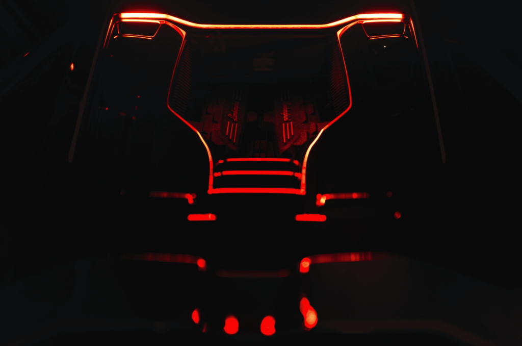 Lamborghini показала ексклюзивний суперкар Revuelto