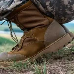 Як вибрати ідеальні військові черевики?