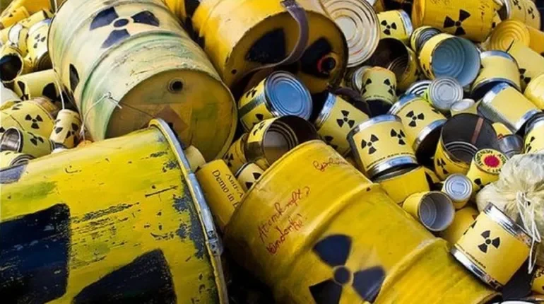 Небезпечні відходи: класифікація, утилізація та управління